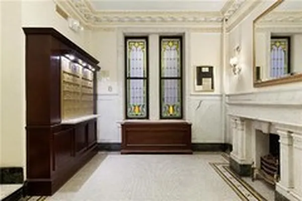 Rented by Raz Realty | media 14