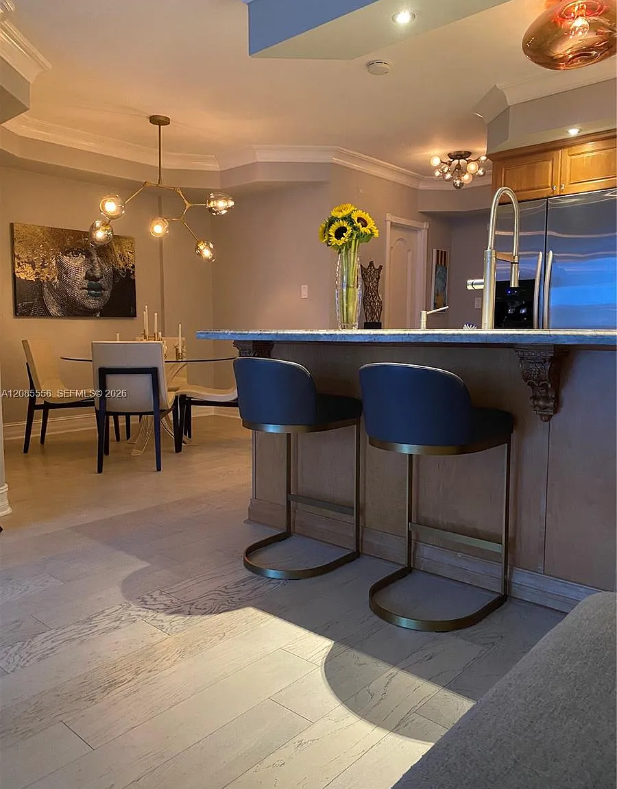 The Carriage House Condo — Photo 3