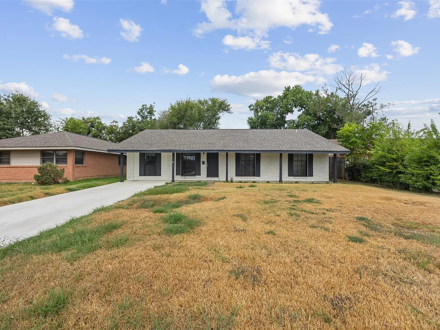 4 bed, 2.0 bath, 1463 sqft, $2,200 — Photo 2