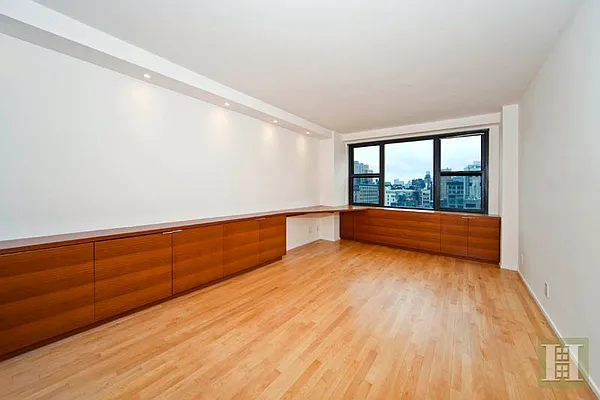 Sold by Halstead Real Estate | media 6