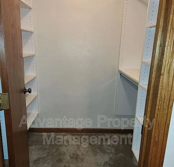 494 Nandina St — Photo 5