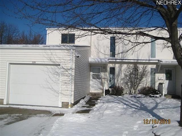 1st image of 328 Deepwood Dr #328