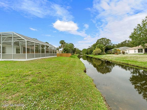 4th image of 824 Hunters Creek Dr