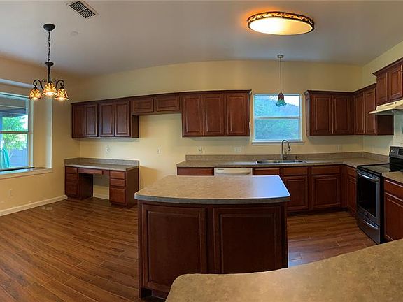 2nd image of 10349 Brangus Dr