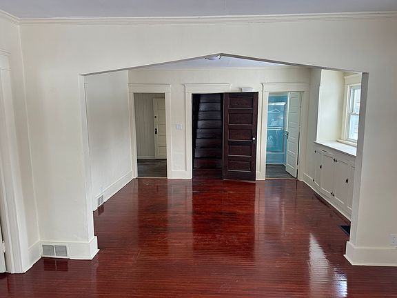 2nd image of 717 Charlotte Ave