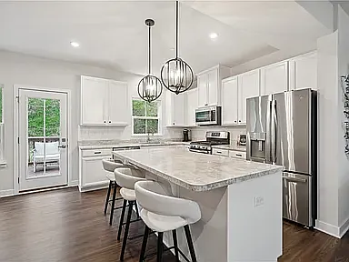 135 Moyer Hill Dr — Photo 7