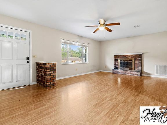 5th image of 10166 Foley St