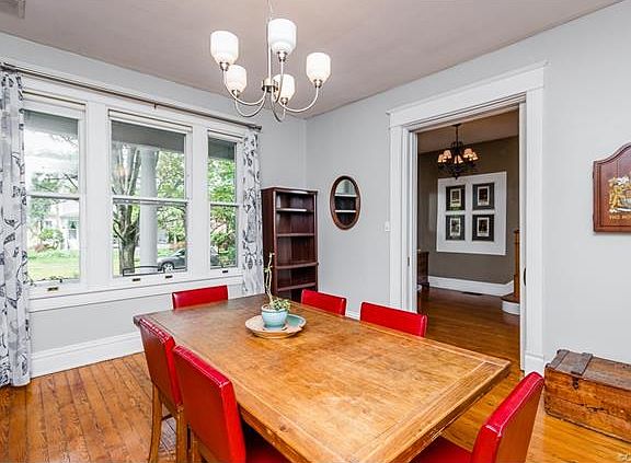 4th image of 611 W 33rd St