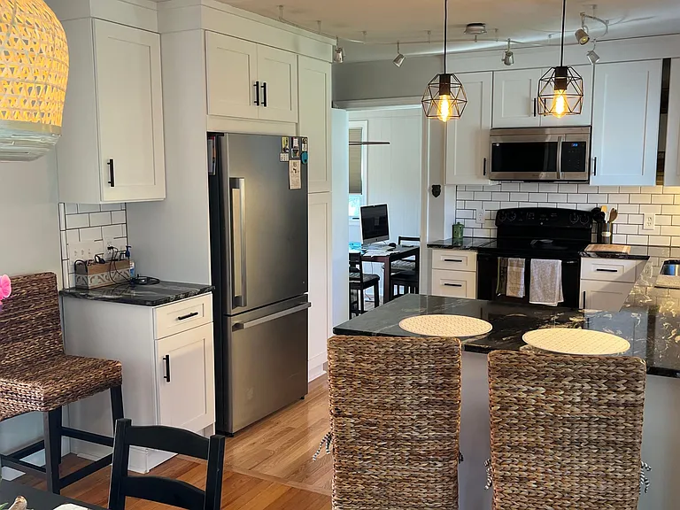 8602 Warrenton Dr — Photo 15