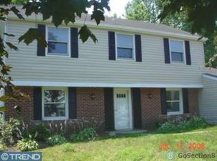 33 Beaverdale Ln, Willingboro, NJ 08046