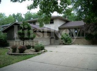 817 Rose Ln, Matteson, IL 60443