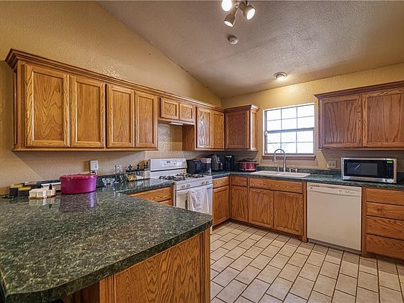 4th image of 507 S Cordell Avenue
