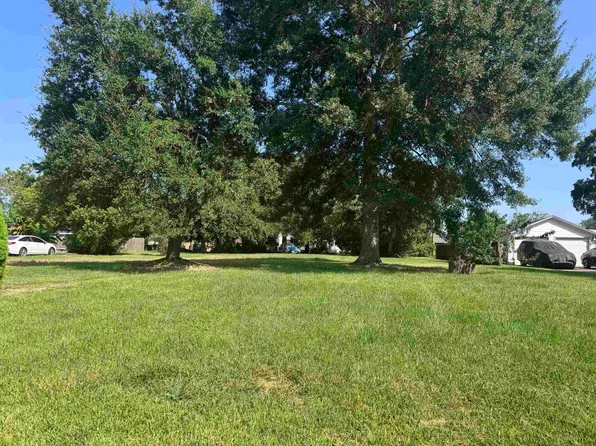 3626 13th St, Port Arthur, TX 77642