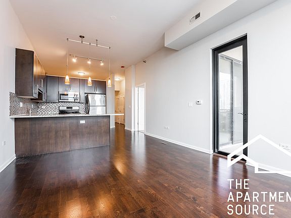 4th image of 1464 S Michigan Ave APT 1507