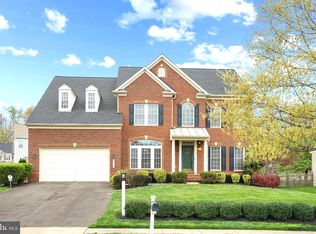 2032 Port Potomac Ave, Woodbridge, VA 22191