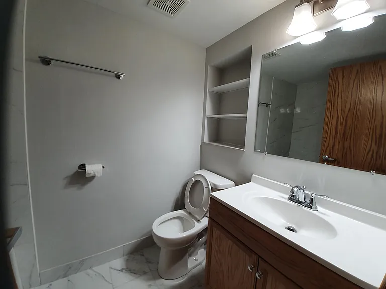 14045 Kilpatrick Ave #1N — Photo 6