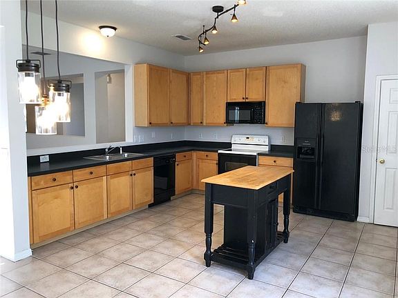 3rd image of 14722 Royal Poinciana Dr