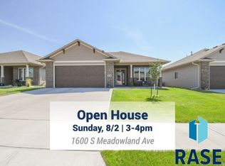 1600 S Meadowland Ave, Sioux Falls, SD 57106