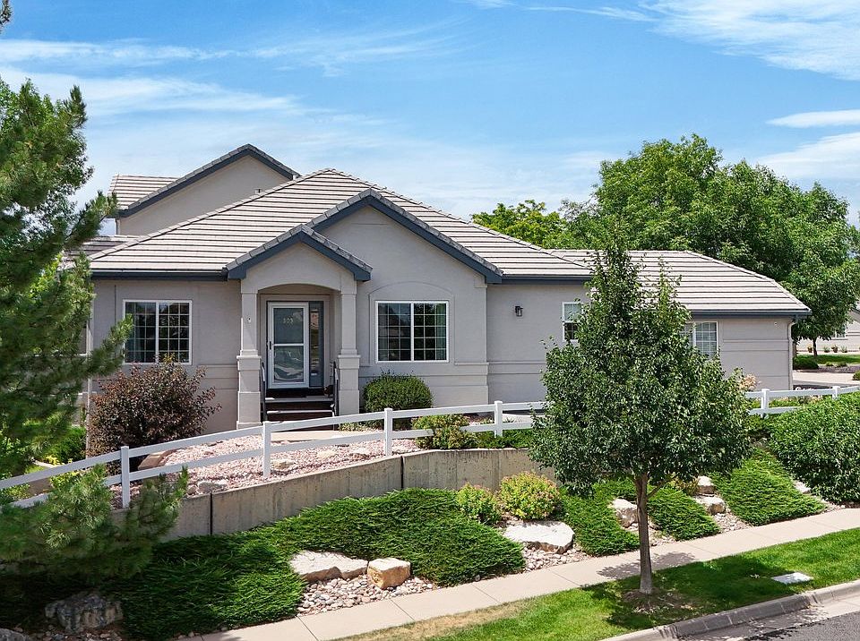 1st image of 505 Clubhouse Dr