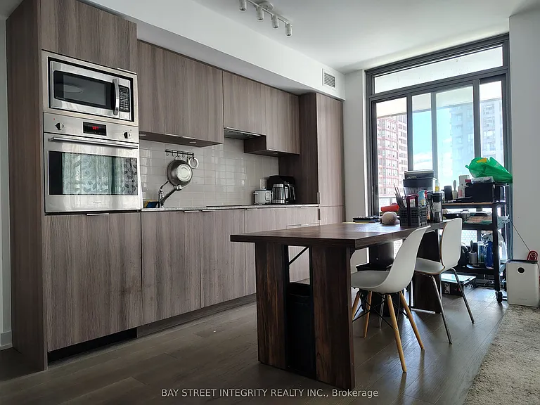 11 Wellesley St W #1308 — Photo 5