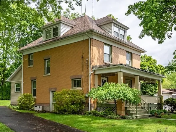 161 Strawbridge Ave, Sharon, PA 16146