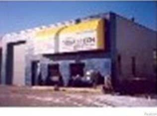 31367 Van Dyke Ave, Warren, MI 48093