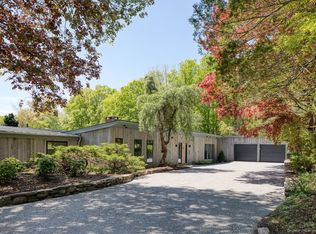 136 Belgo Rd, Lakeville, CT 06039