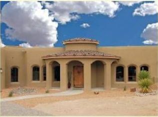 9 Tiwa Trl, Placitas, NM 87043