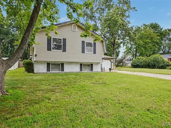 112 Sutters Mill Rd, Saint Peters, MO 63376