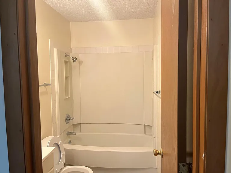 3604 Westridge Dr #A — Photo 4