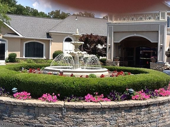 5th image of 2104 Franklin Ln #2104
