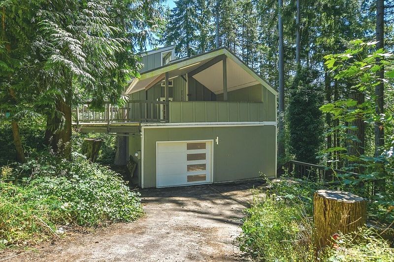2nd image of 2425 Archwood Drive