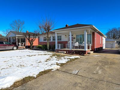 29649 Red Cedar Dr, Flat Rock, MI, 48134