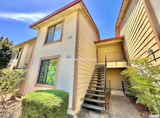207 Park Place Dr, Petaluma, CA