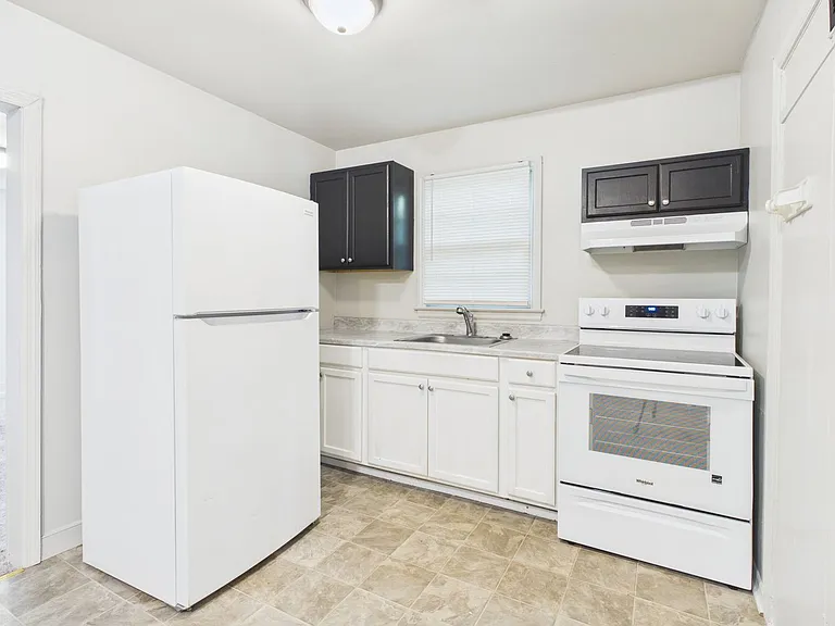 119 Railroad St — Photo 10