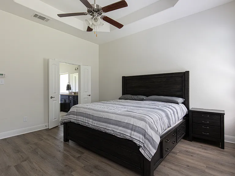 3901 Shadewell St — Photo 18
