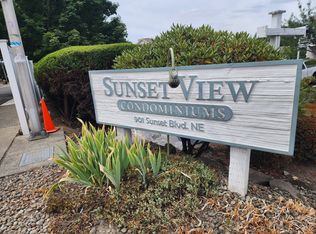 901 Sunset Blvd NE APT C210, Renton, WA 98056