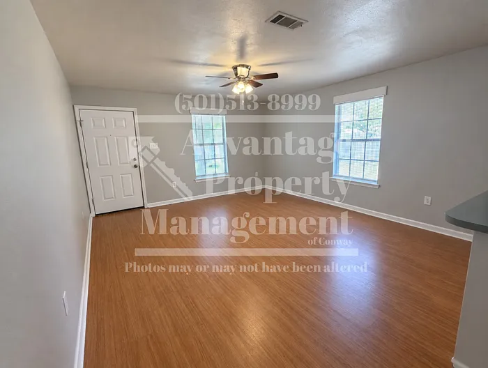 2 bed, 1.0 bath, 915 sqft, $775 — Photo 3