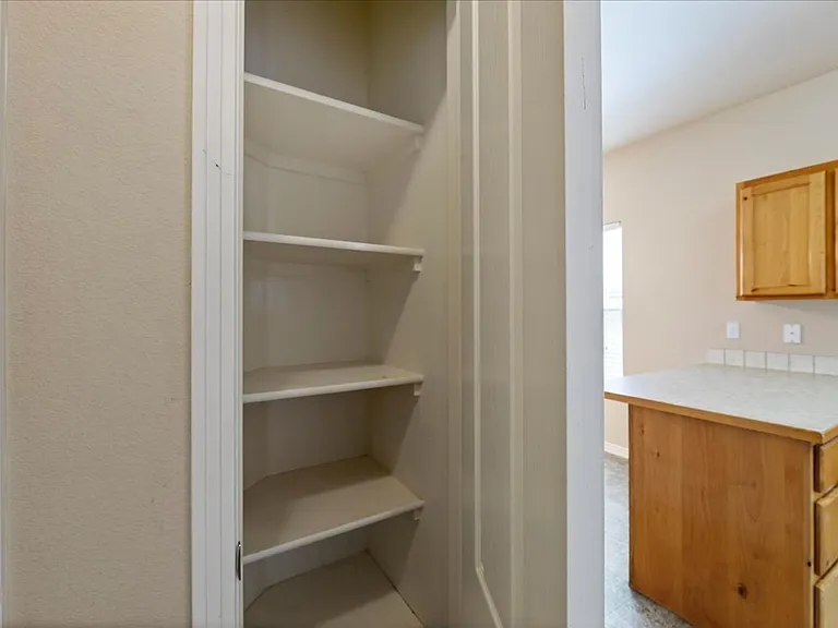 1509 S Euclid Ave — Photo 14