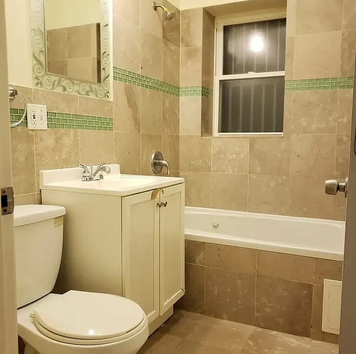 7746 S Yates Blvd — Photo 1