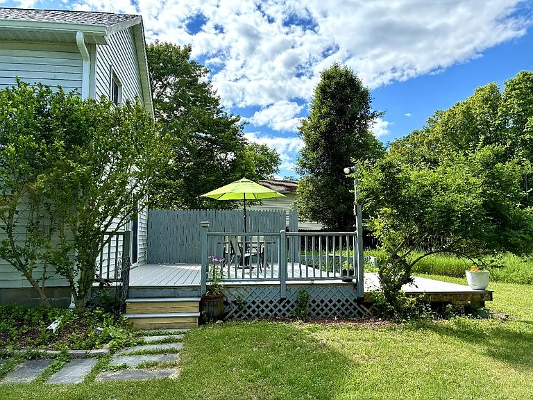 162 McKinstry Rd — Photo 2