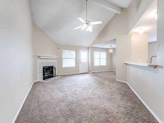 2nd image of 2014 Park Canyon Dr