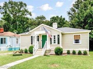 205 Pinehill Dr, Mobile, AL 36606