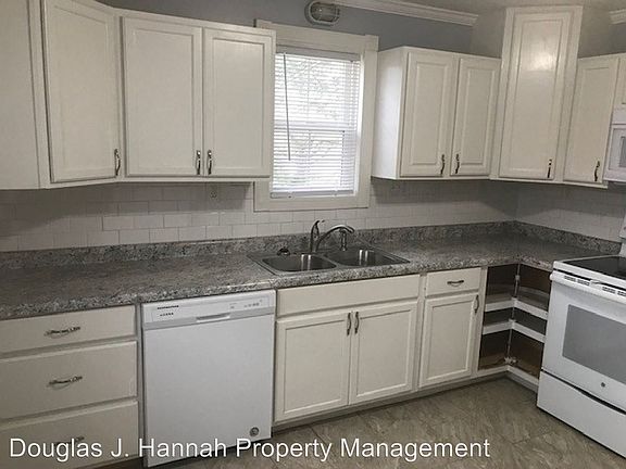 3rd image of 724 S Crysler Ave #B