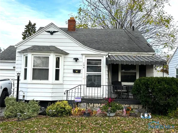 194 Windsor Dr, Rossford, OH 43460