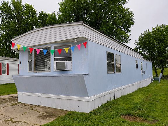 2nd image of 200 N 28th St Lot 8