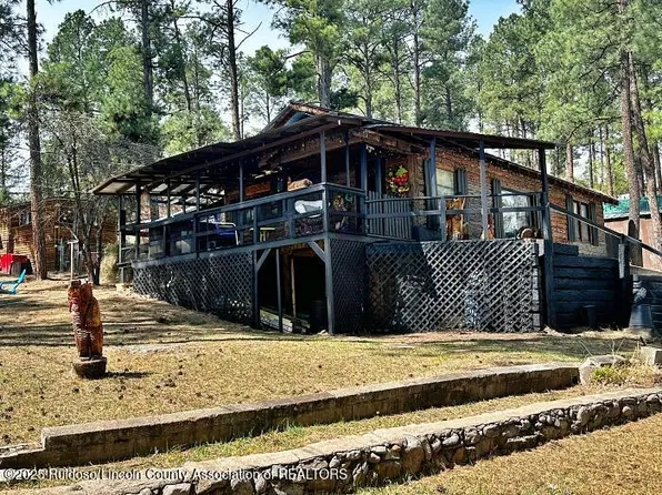115 2nd St, Ruidoso, NM 88345