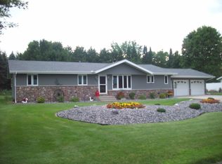 1562 Agnes Dr, Stevens Point, WI 54482