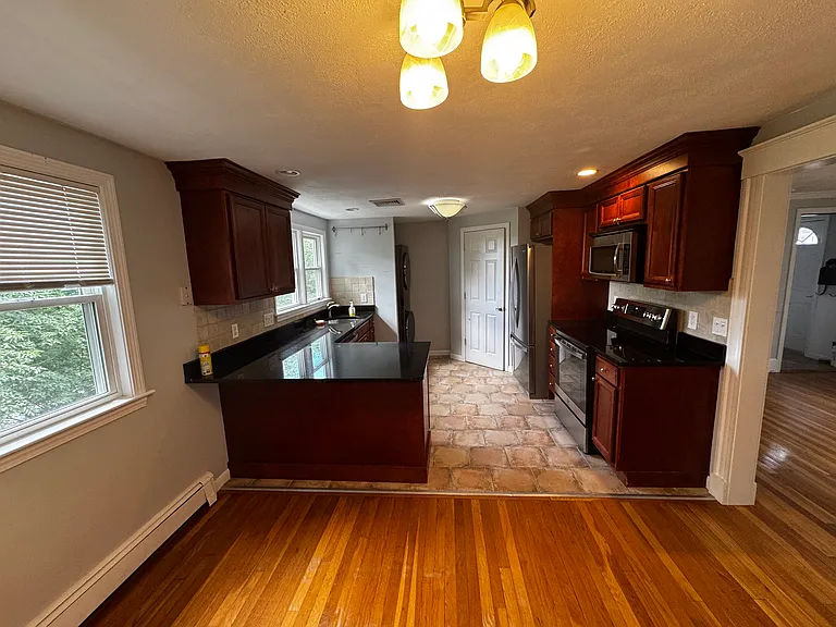 216 Palfrey St #216 — Photo 4