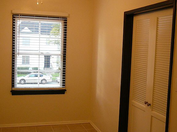4th image of 4203 Sutro Ave APT 3